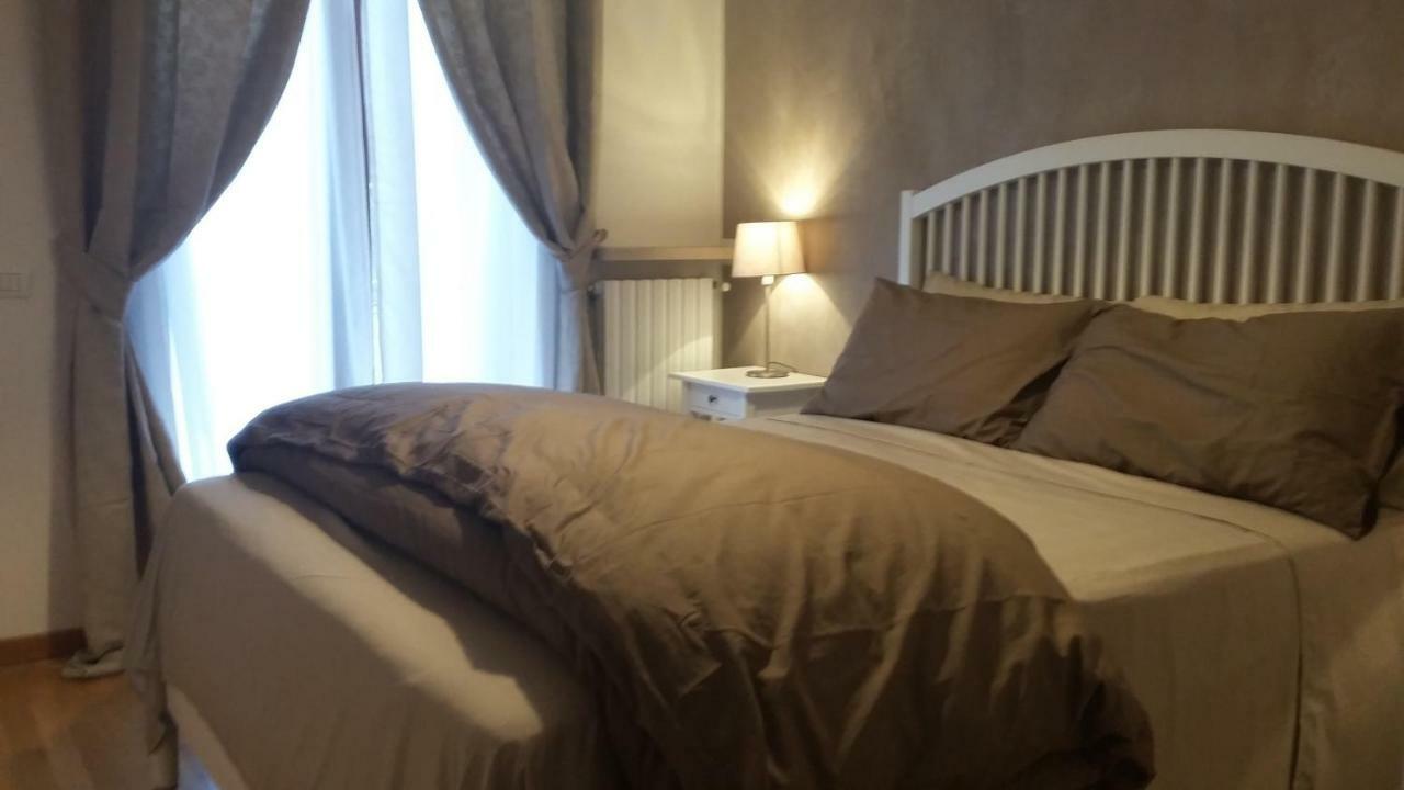 Residenza Leon Bed & Breakfast Castelnuovo del Garda Ngoại thất bức ảnh