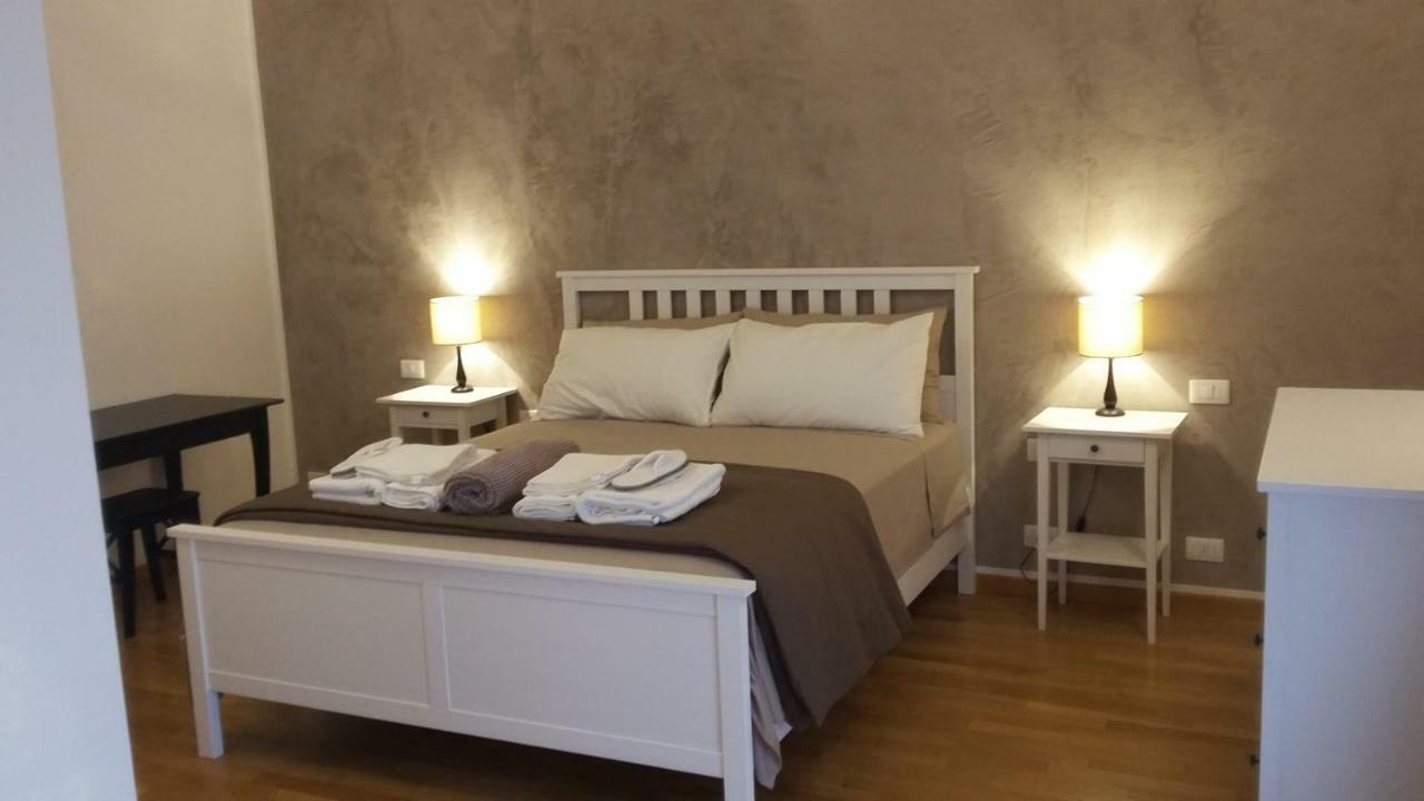 Residenza Leon Bed & Breakfast Castelnuovo del Garda Ngoại thất bức ảnh